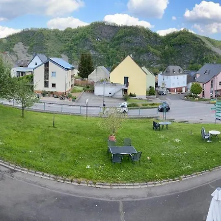 Moselnest * 피에스포트